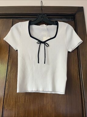 Active USA White Ribbed Sweater with Black Trim and Front Tie